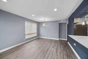 17202 Imperial Valley Dr, Houston, TX 77060 - Photo 3
