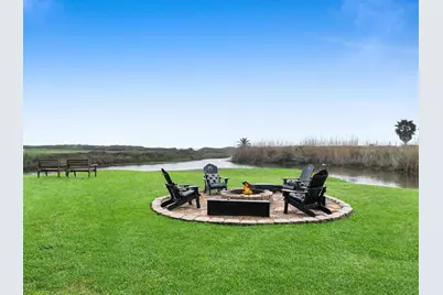 810 Casa Drive, Crystal Beach, TX 77650 - Photo 19