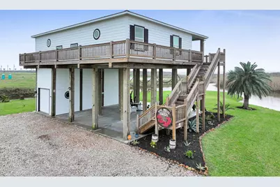 810 Casa Drive, Crystal Beach, TX 77650 - Photo 13