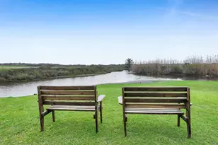 810 Casa Dr, Crystal Beach, TX 77650 - Photo 15