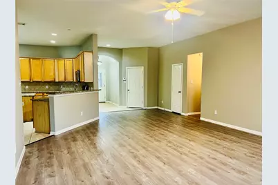 18215 Linden Forest Lane, Katy, TX 77449 - Photo 5