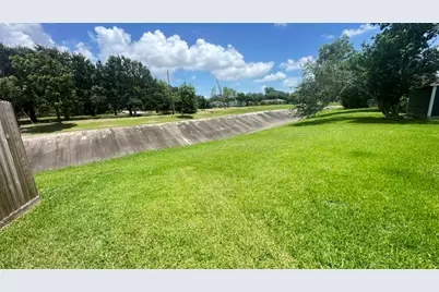 515 Cruse Drive, Pasadena, TX 77506 - Photo 3