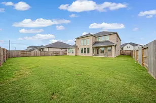 2116 Lila Sky Ln, Friendswood, TX 77546 - Photo 3