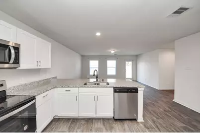 164 Goldenrod, Livingston, TX 77351 - Photo 15