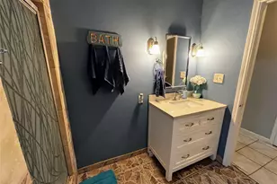 9717 Debbie Ln, Houston, TX 77038 - Photo 23