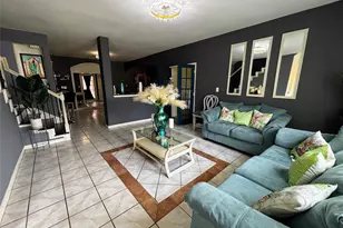 9717 Debbie Ln, Houston, TX 77038 - Photo 9