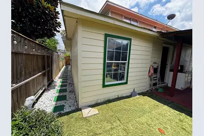 9717 Debbie Lane, Houston, TX 77038 - Photo 19