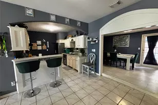 9717 Debbie Ln, Houston, TX 77038 - Photo 15