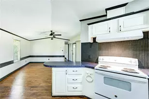 26342 Hunters Trail, New Caney, TX 77357 - Photo 9