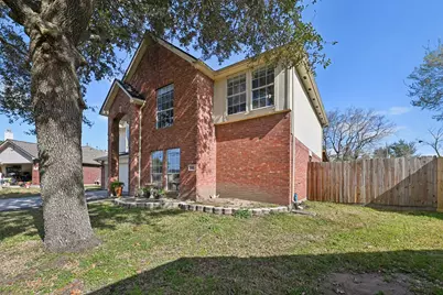 415 Stockbridge Lane, Dickinson, TX 77539 - Photo 7