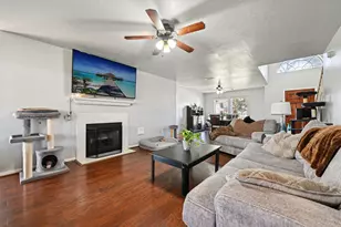 415 Stockbridge Ln, Dickinson, TX 77539 - Photo 11