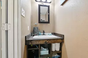 415 Stockbridge Ln, Dickinson, TX 77539 - Photo 19