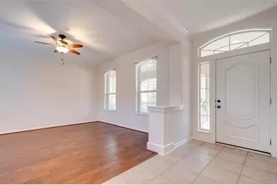 34 N Longsford Circle, The Woodlands, TX 77382 - Photo 5