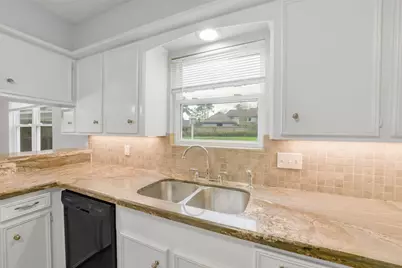 7611 Theisswood Road, Spring, TX 77379 - Photo 11