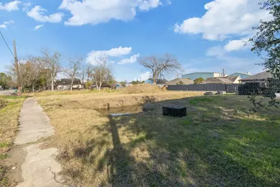 6019 England Street, Houston, TX 77021 - Photo 11