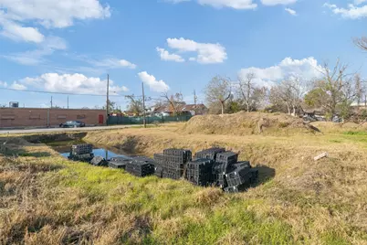 6019 England Street, Houston, TX 77021 - Photo 9