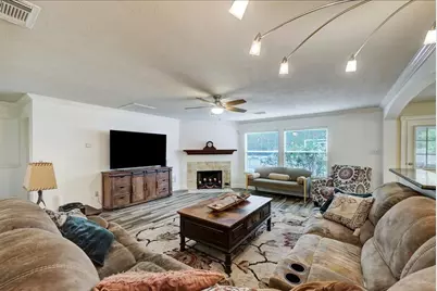 5949 Whispering Lakes Drive, Katy, TX 77493 - Photo 5