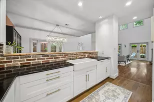 6013 Inwood Dr, Houston, TX 77057 - Photo 9