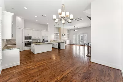 4938 Edison Park Lane, Houston, TX 77081 - Photo 13