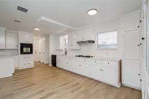 12102 Monticeto Ln, Meadows Place, TX 77477 - Photo 11