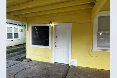 1018 N 2nd Street, Baytown, TX 77520 - Photo 5