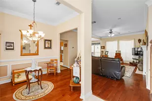 112 Indian Warrior Trail, Lake Jackson, TX 77566 - Photo 5