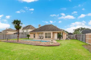 112 Indian Warrior Trail, Lake Jackson, TX 77566 - Photo 33