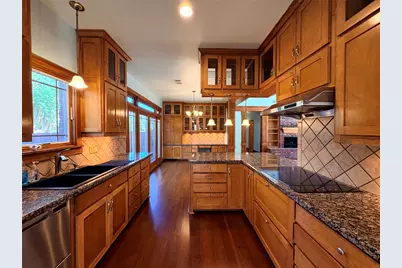 1 Waterford Gardens, Pinehurst, TX 77630 - Photo 7