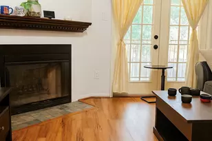 11201 Lynbrook Dr, Houston, TX 77042 - Photo 5