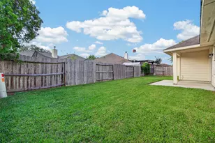 17230 Pecan Acres Dr, Sugar Land, TX 77498 - Photo 19
