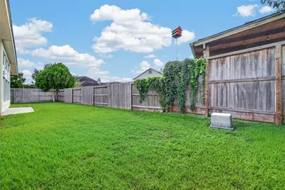 17230 Pecan Acres Drive, Sugar Land, TX 77498 - Photo 33