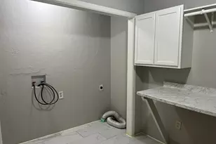 2015 Munger St, Houston, TX 77023 - Photo 33
