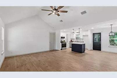 502 Packers Circle, Somerville, TX 77879 - Photo 13