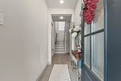 10909 Upland Retreat Drive, Houston, TX 77043 - Photo 3