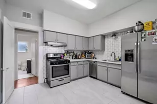 4614 Park Dr, Houston, TX 77023 - Photo 7