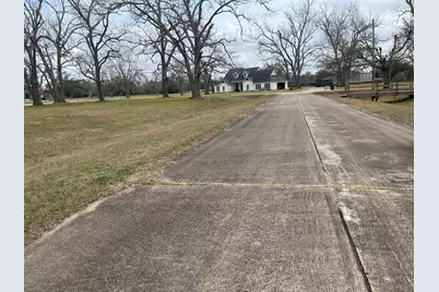 407 Branding Iron Circle, Angleton, TX 77515 - Photo 19