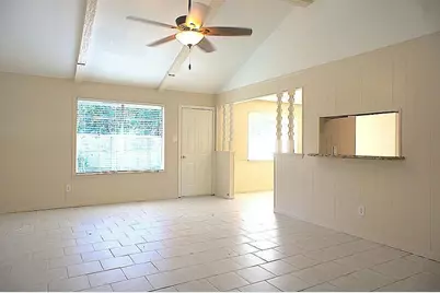 2618 Tinechester Drive, Houston, TX 77339 - Photo 3