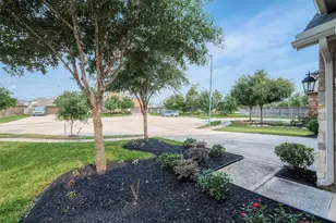 8234 Aleppo Pine Ln, Cypress, TX 77433 - Photo 3