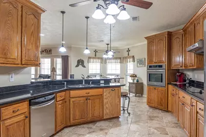 318 Peppertree, Village Mills, TX 77663 - Photo 15