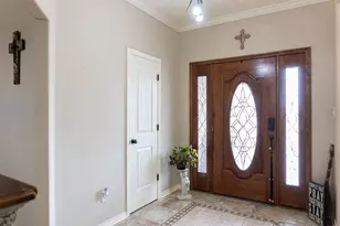 318 Peppertree, Village Mills, TX 77663 - Photo 5