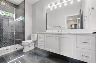 4719 Mallow St, Houston, TX 77033 - Photo 19