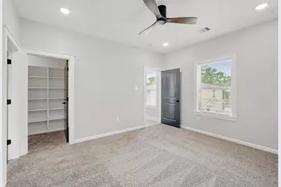 4719 Mallow Street #A, Houston, TX 77033 - Photo 17