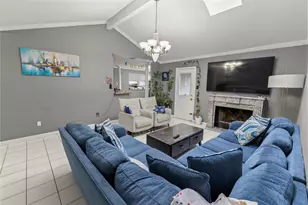 10910 Vanderford Dr, Houston, TX 77099 - Photo 7