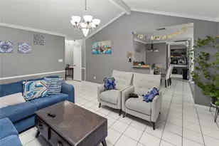 10910 Vanderford Dr, Houston, TX 77099 - Photo 9