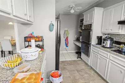 10910 Vanderford Drive, Houston, TX 77099 - Photo 15