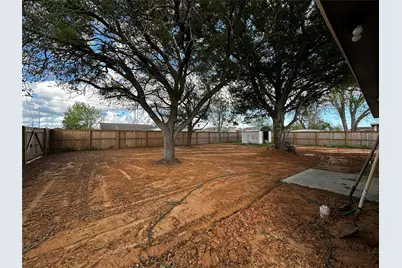 724 N Avenue F, Freeport, TX 77541 - Photo 35