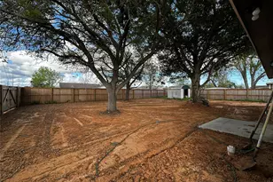 724 N Avenue F, Freeport, TX 77541 - Photo 35