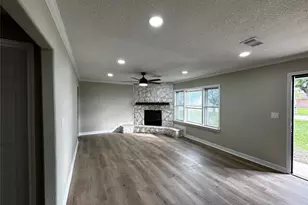 724 N Avenue F, Freeport, TX 77541 - Photo 7