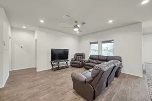 3407 Quiet Gate Lane, Conroe, TX 77301 - Photo 7