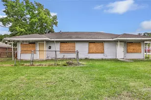 10701 Flaxman St, Houston, TX 77029 - Photo 5